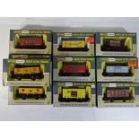 Model Railways - Wrenn oo gauge 10 wagons in original boxes comprising W5004, W5009, W5018 x2,