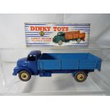 Dinky Toys - A Dinky Toys # 932 Comet Wagon with Hinged Tailboard, dark blue cab and chassis,