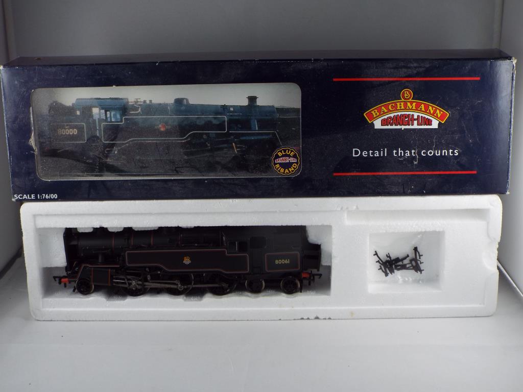 Model Railways - Bachmann OO gauge #32-350 Standar Class 4MT Tank Locomotive 2-6-4 in BR black,