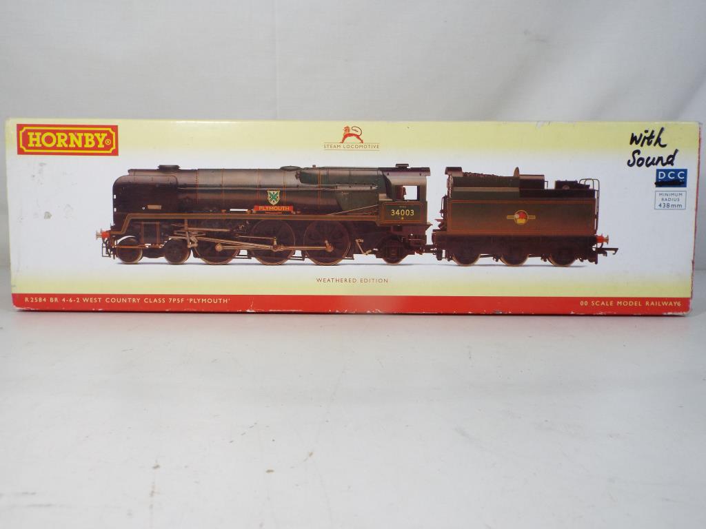 Model Railways - Hornby OO gauge #R2584 4-6-2 rebuilt West Country Class Steam Locomotive operating