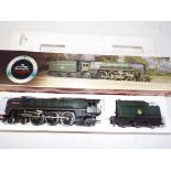 Hornby - an OO gauge Class 7MT 4-6-2 locomotive with tender op no 70021 'Morning Star', # R033,