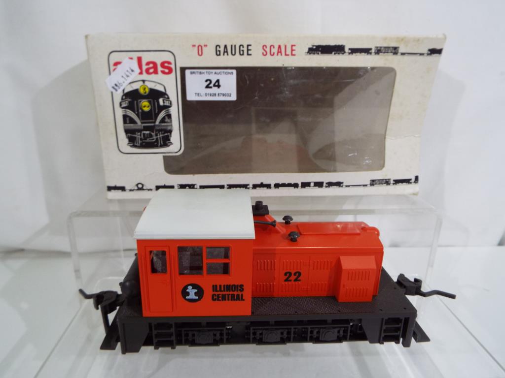 Model railways - an Atlas 'O' gauge model locomotive 'Illinois Central' no 22, - Image 2 of 2