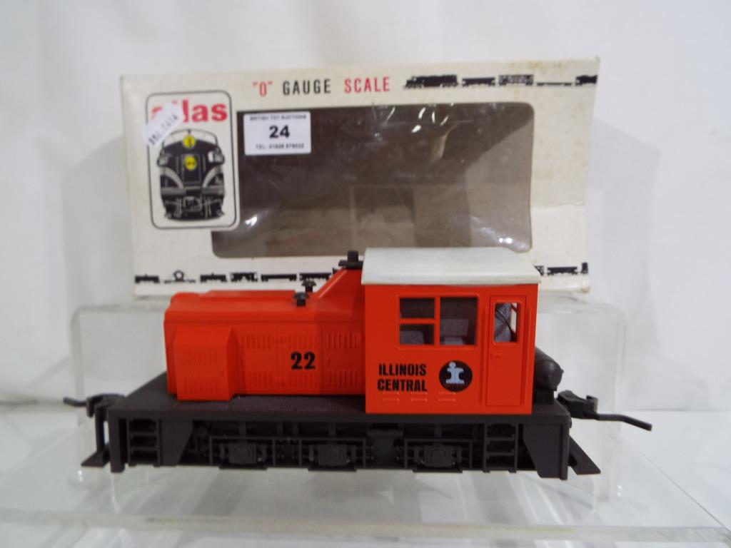 Model railways - an Atlas 'O' gauge model locomotive 'Illinois Central' no 22,