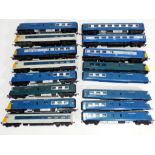 Model Railways - Tri-ang OO gauge Blue Pullman, also included in the lot three power cars,