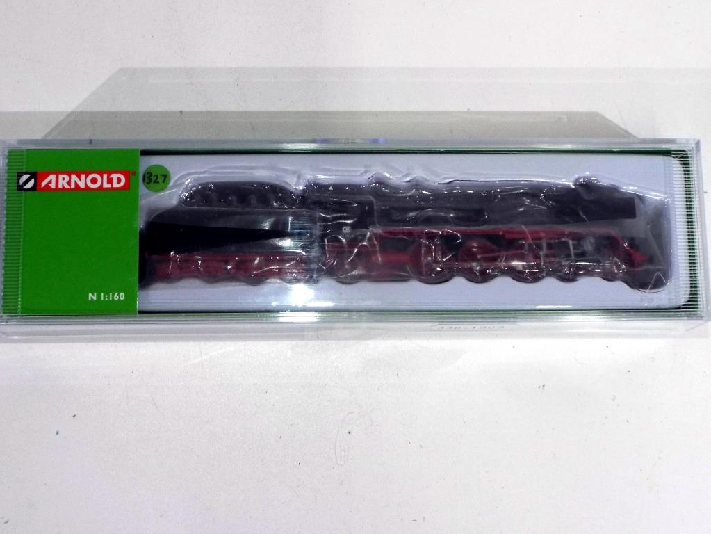 Model Railways - a boxed N gauge 4-6-2 steam locomotive by Arnold, model No.