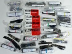 Model Railways - Fleischmann - a large quantity of predominantly unboxed N gauge track and points