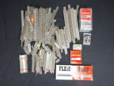 Model Railways - in excess of 100 pieces of N gauge track by Fleischmann, predominantly unboxed,