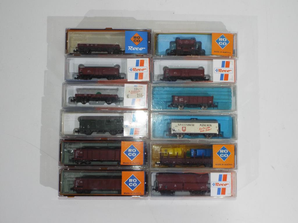 Model Railways - Roco - twelve boxed items of N gauge rolling stock by Roco, includes 02368A, 2316,