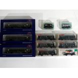 Model Railways - eight N gauge coaches and three tanker wagons by Bachmann and Fleischmann in