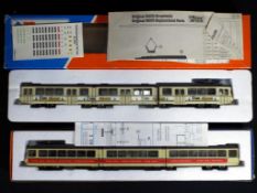 Model Railways - Ro Co - two HO gauge electric tram cars in original boxes comprising 43193 and