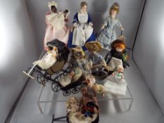 Dolls House Accessories - a good mixed collection of doll's house accessories to include eleven