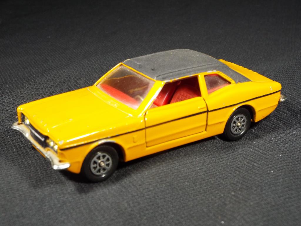 Diecast - Corgi 313 Graham Hill Ford Cortina GXL in mustard, - Image 2 of 5