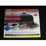 Model Railways - Hornby OO gauge limited edition train pack, comprising The Midday Scot R2078,