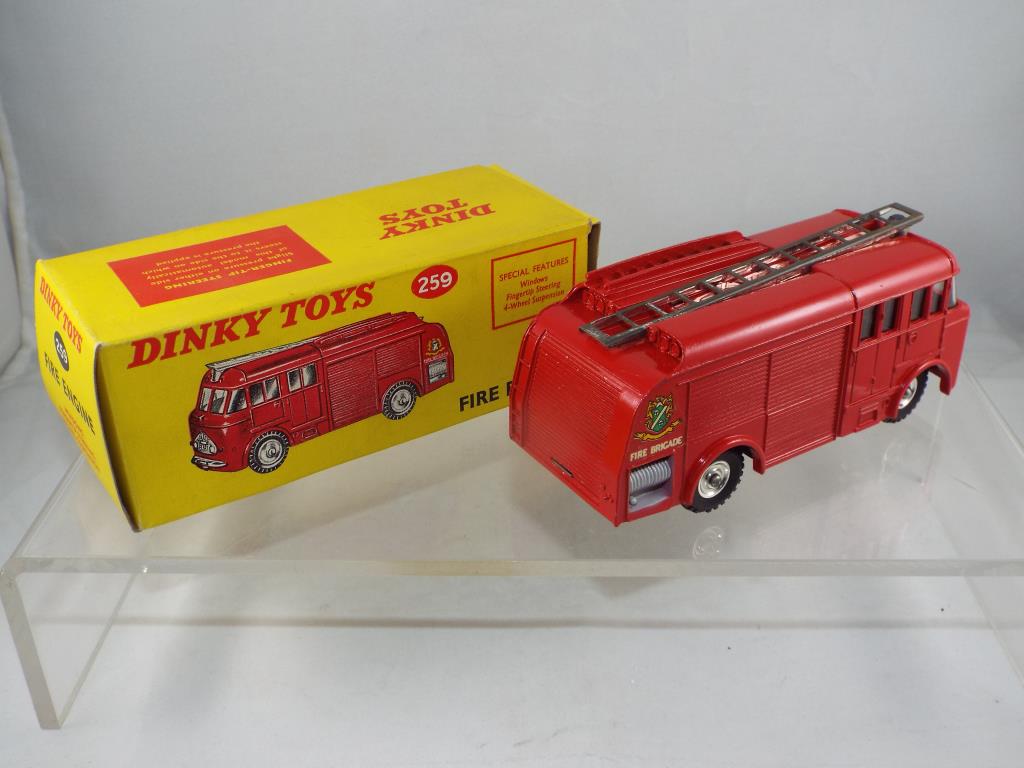 Diecast - Dinky 259 Fire Engine in original box, - Image 2 of 2