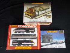 Model Railways - Hornby OO gauge - a mixed lot to include R336 Intercity 125,