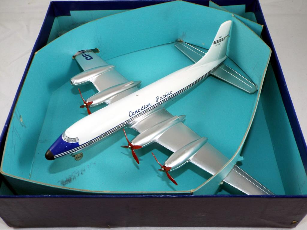 Diecast - Dinky 998 Bristol Britannia Airliner with box, - Image 2 of 2