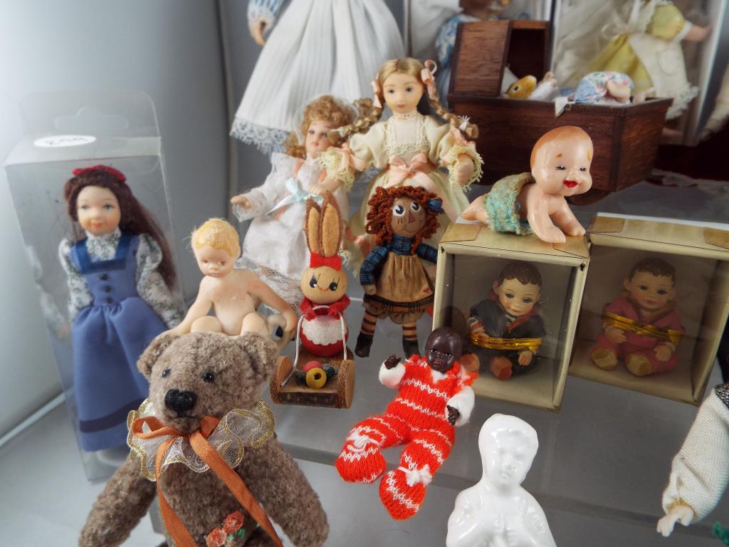 Dolls House accessories - a collection a quality dolls house figurines, - Image 2 of 4