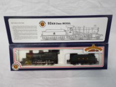 Bachmann Branch-Line - an OO scale model locomotive 2-6-0 with tender, class 93xx Mogul, op no 9319,