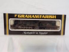 Graham Farish - an N gauge model locomotive and tender, 4-6-0 op no 6960 'Raveningham Hall',