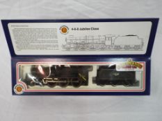 Bachmann Branch-Line - an OO gauge 4-6-0 locomotive and tender, Jubilee class,