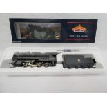 Bachmann Branch Line - an OO gauge 2-8-0 locomotive and tender WD Austerity class,