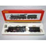 Hornby - an OO gauge model King class locomotive with tender, GWR 4-6-0 'King Henry II' op no 6028,