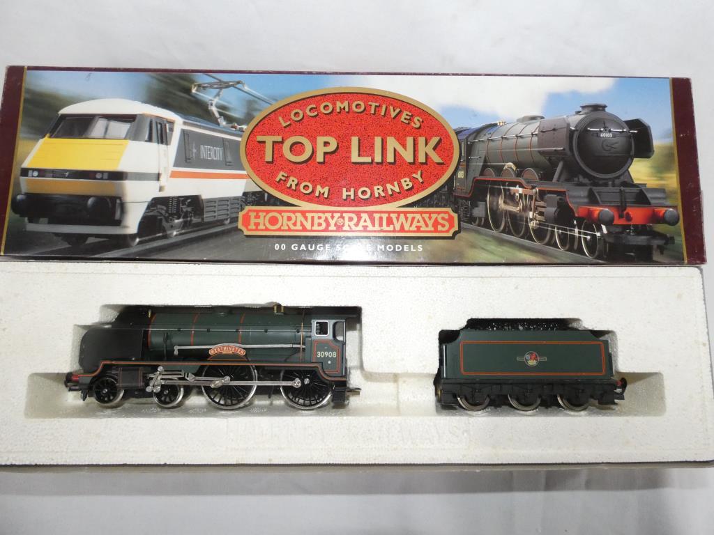 Model Railways - Bachmann OO gauge - two tank steam locomotives comprising #32-075 and #32-126,