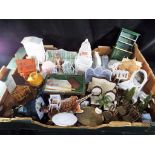 Dolls House Accessories - a collection of in excess of 25 good quality dolls house accessories to
