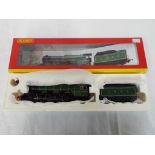 Hornby - an OO gauge model 4-6-2 locomotive and tender, op no 2505 'Cameronian', Super Detail,