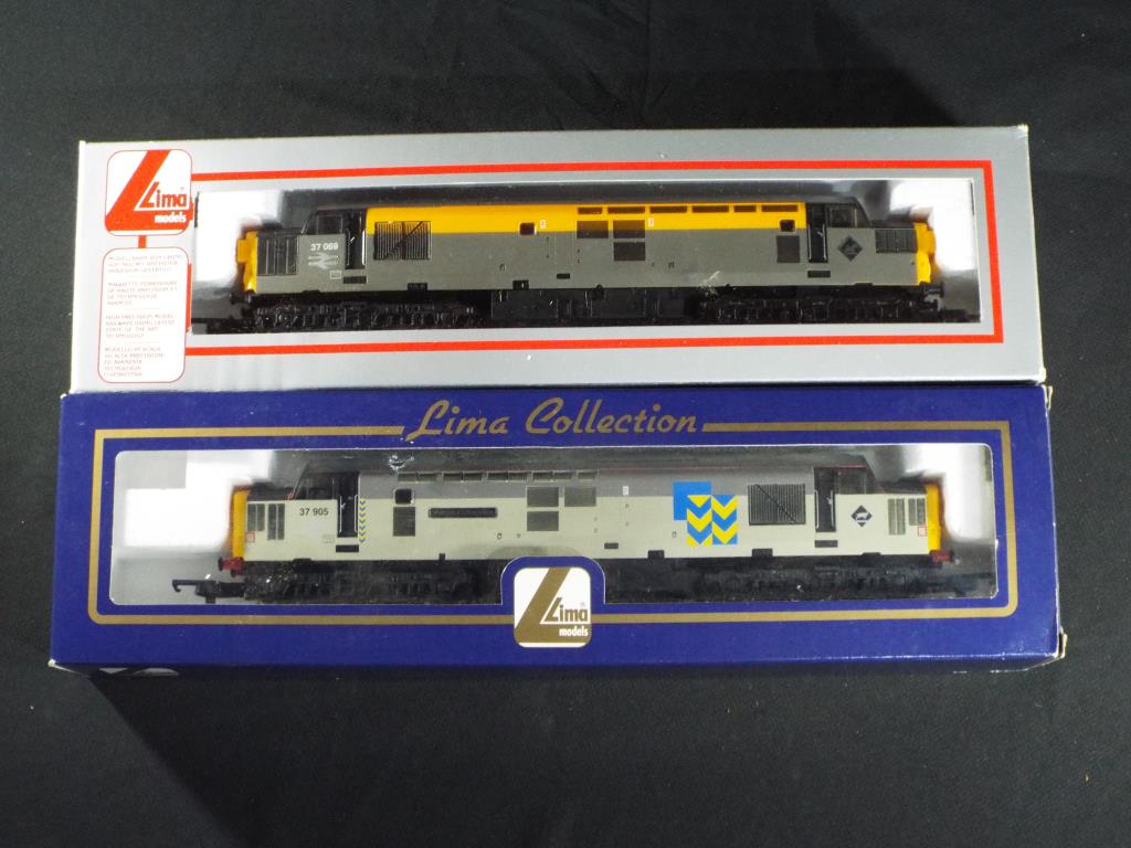 Model Railways - Lima OO gauge - two Class 37 diesels comprising Op. No.