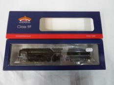 Bachmann Branch-Line - an OO scale model locomotive 2-10-0 with tender, 8 DCC,