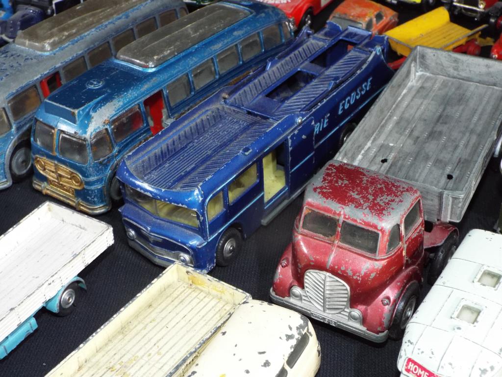 Diecast - Corgi, Metoy - in excess of 50 modern and vintage diecast vehicles in various scales, - Image 2 of 4