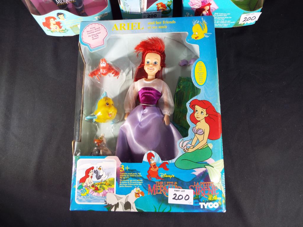 Disneyana - TYCO - a collection of four Disney dolls by Tyco to include Treasure Lovin' Ariel by - Image 3 of 4