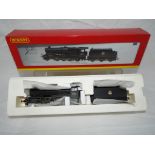 Hornby - an OO gauge model 2-8-0 locomotive and tender, class 8F op no 48062, weathered finish,