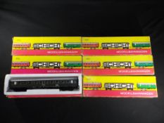 Schicht - Six HO gauge railway coaches in original boxes, comprising 426/64, 426/55, 426/68, 426/54,