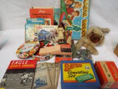 A good mixed lot of toys and books to include Two Bayko sets, with some loose items in separate tin,
