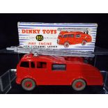 Dinky Supertoys - A boxed Dinky Supertoys # 955 Fire Engine with Extending Ladder,