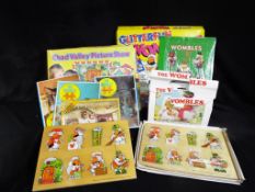 Wombles - a collection of Wombles related toys to include Glitter Fun Wombles,