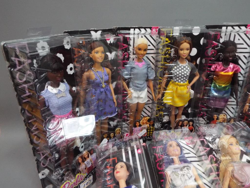 Barbie by Mattel - a collection of ten boxed Fashionistas Barbies dolls to include model numbers - Image 3 of 4