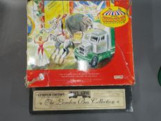 Diecast model toys - Lledo - a lot consisting of BS1002 The Circus Collection and limited edition