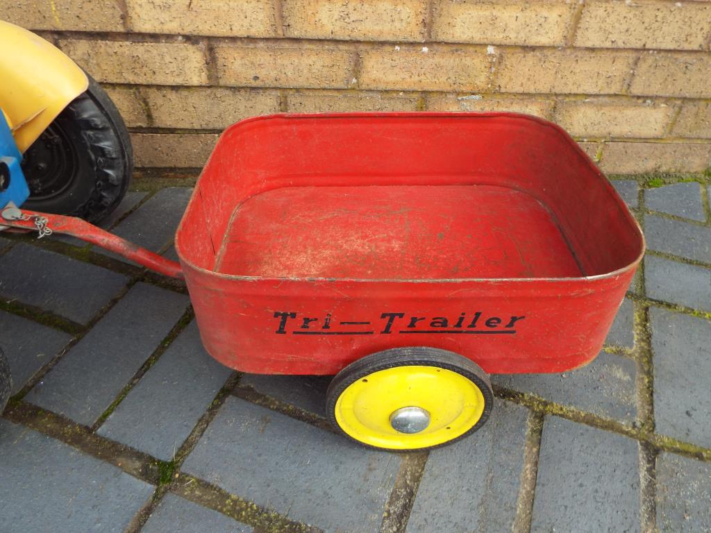 Tri-ang and Waddington - a vintage Tri-ang sit on tractor and trailer in playworn condition lot - Image 3 of 4