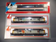 Lima - Three boxed OO gauge diesel locomotives. Lot includes 205077A5 Class 37 Op.No.