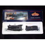 Bachmann - A boxed OO gauge 0-6-0 2251 Class Collett Goods steam locomotive and tender, 32-305 Op.