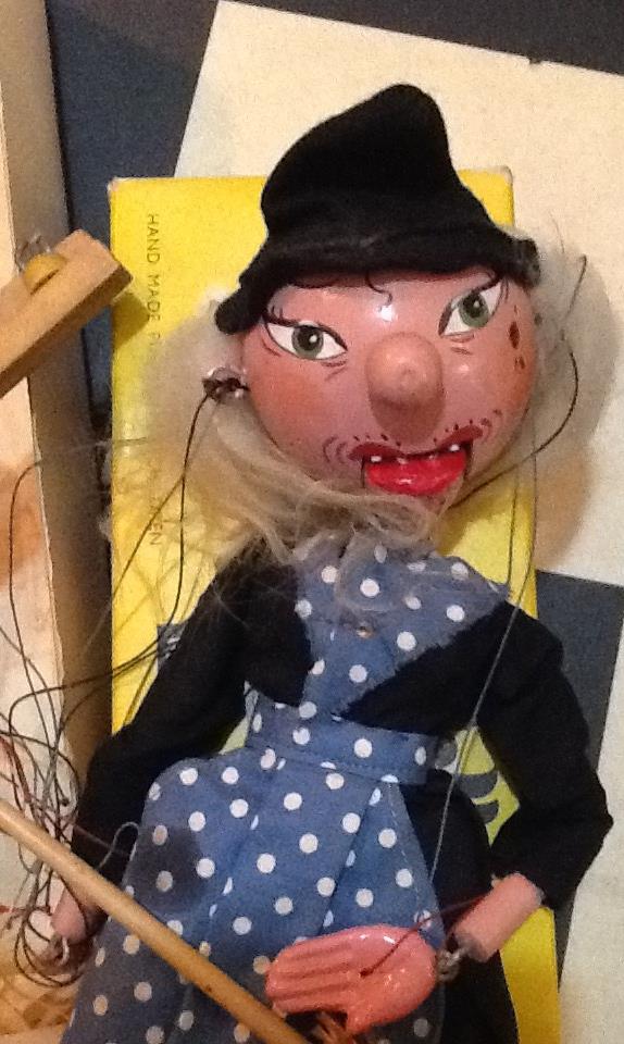 PELHAM PUPPETS BOXED WICKED WITCH - Image 6 of 7