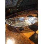 HALLMARKED SILVER BOAT SHAPE BONBON DISH 1897 16 x 8 cm.