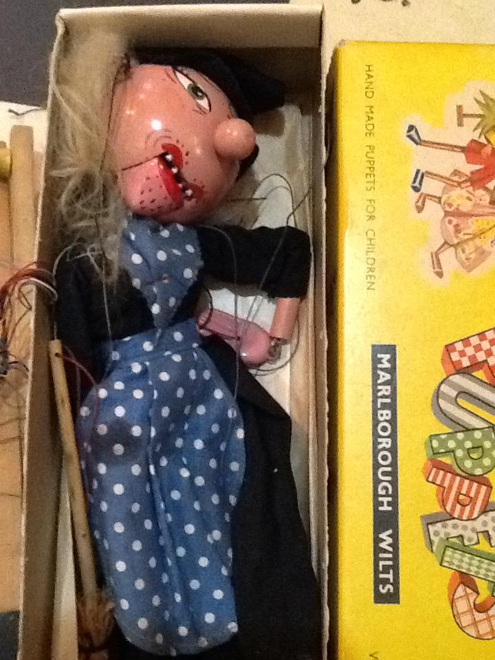 PELHAM PUPPETS BOXED WICKED WITCH - Image 3 of 7