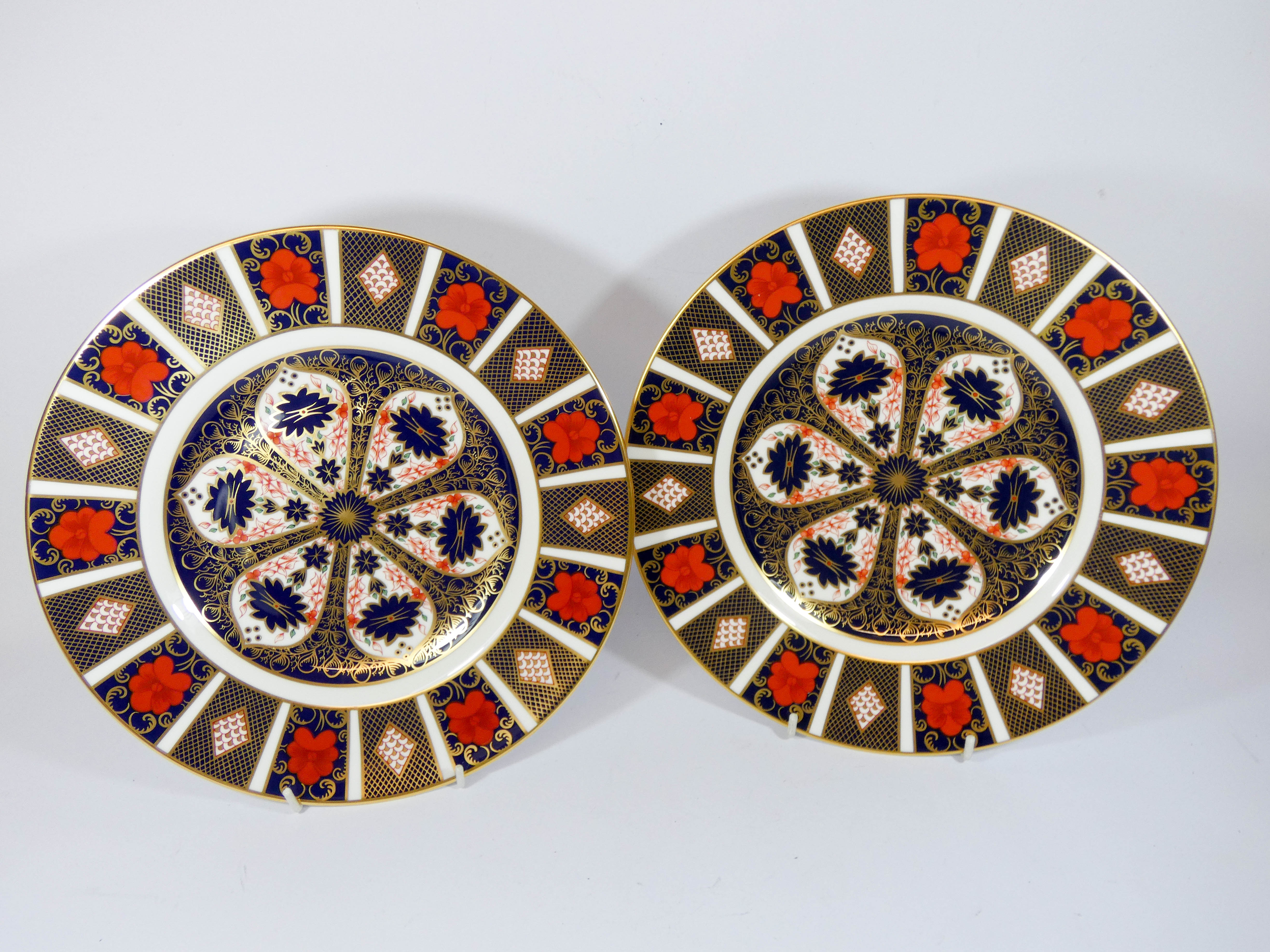 A pair of Royal Crown Derby old Imari cabinet plates 27cms diameter In as new