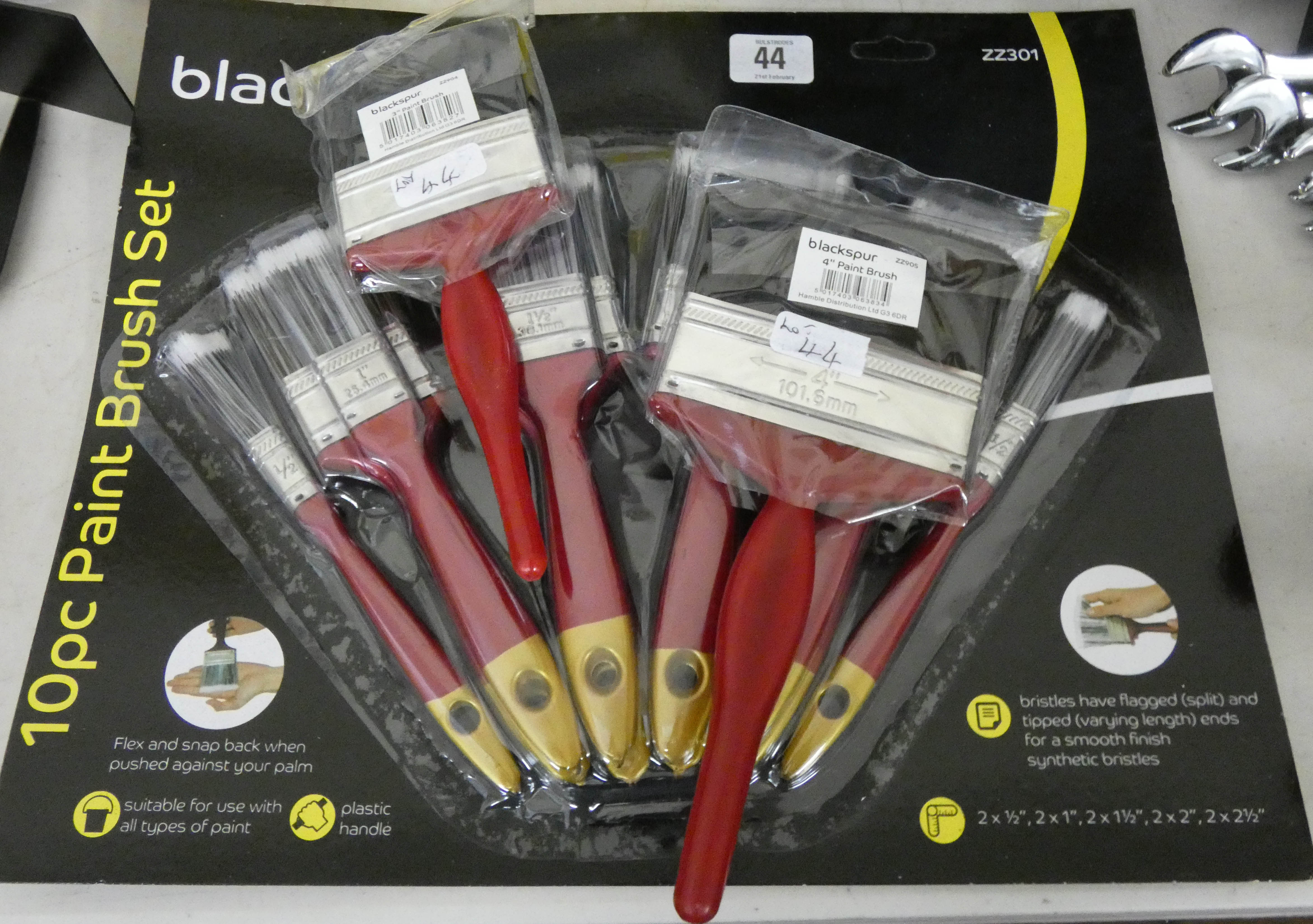 A new 10 piece paint brush set and two new 3" and 4" paintbrushes