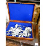 Two cutlery boxes and a quantity of assorted cutlery