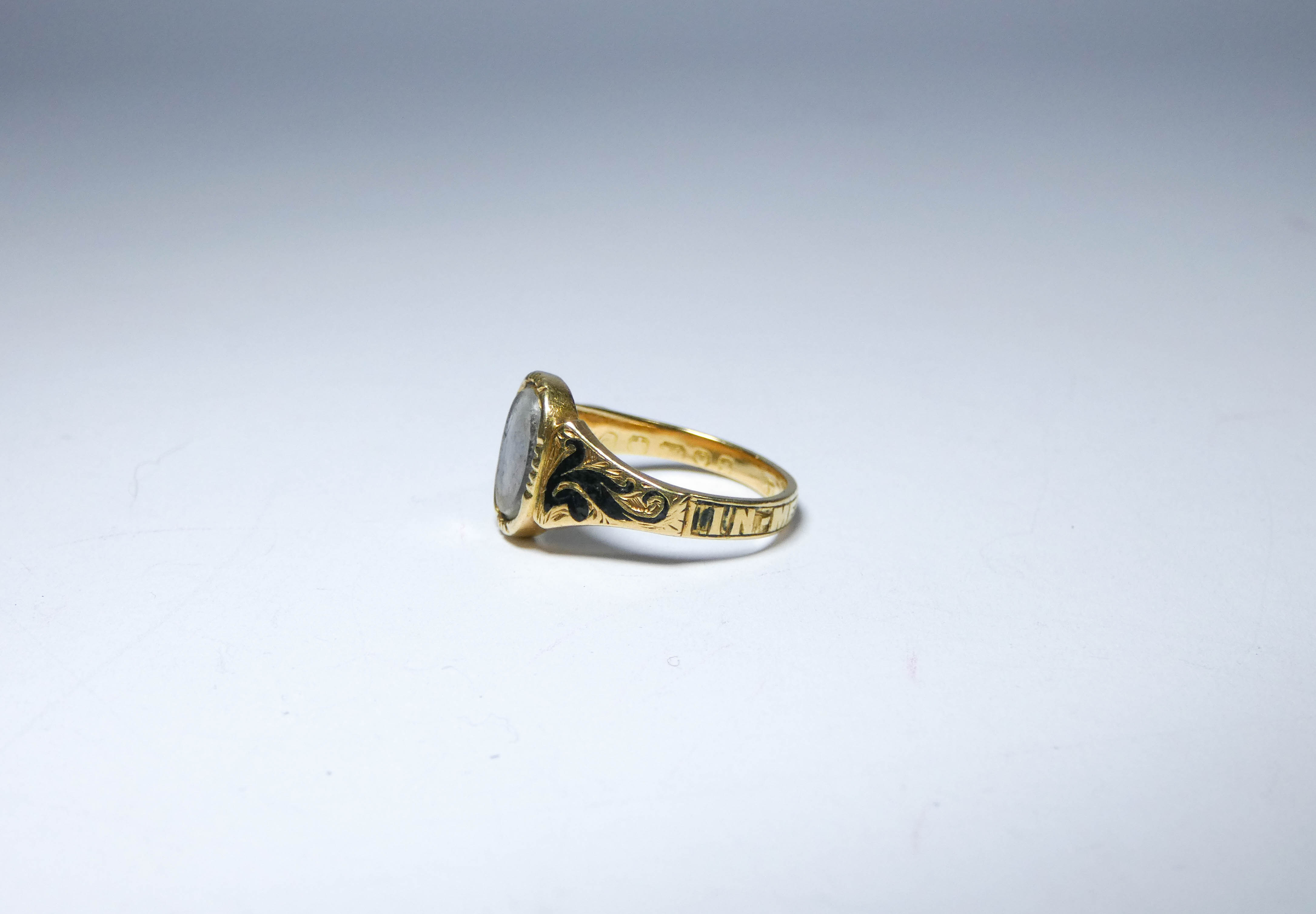 19th century 18ct gold memorial ring with black enamel decoration with inscription dated 1854 and a - Image 3 of 4